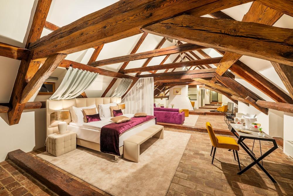 Bellevue Hotel Cesky Krumlov Ngoại thất bức ảnh