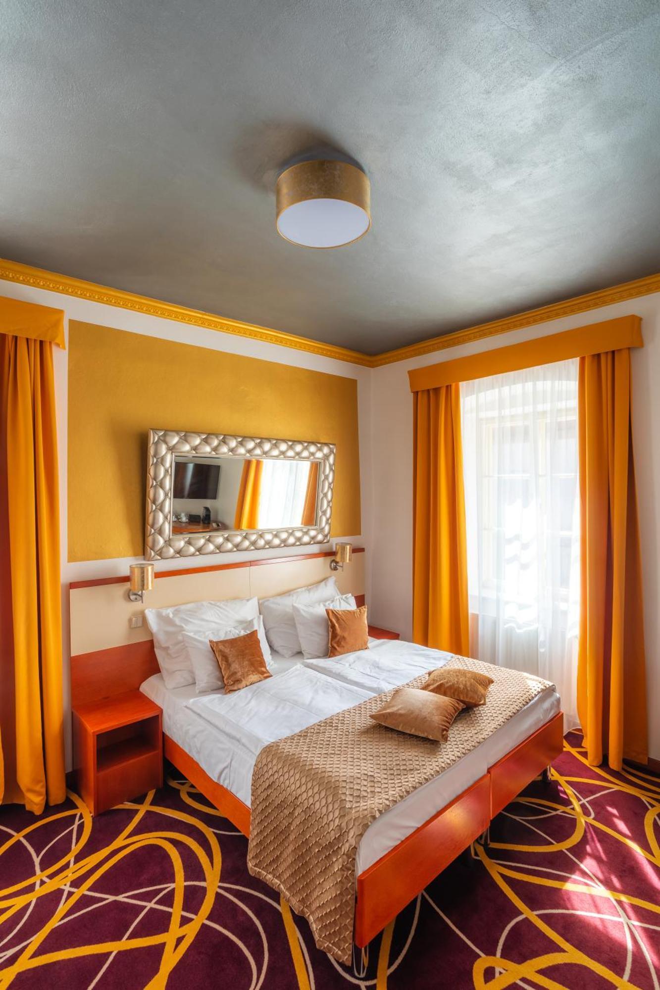 Bellevue Hotel Cesky Krumlov Phòng bức ảnh